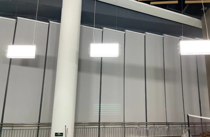 杭州李寧體育園羽毛球館電動(dòng)卷簾效果展示